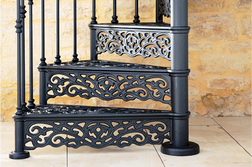 scala a chiocciola Serie Deco' S con sottogrado